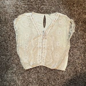 Like New Buckle Gimmicks Lace Top